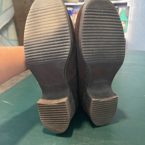 Women’s size 7 knee high boots by Richard Draper - Picture 6 of 10